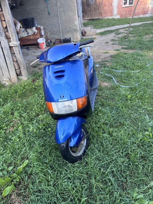Scuter piaggio sfera50