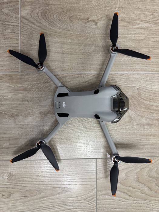 Дрон DJI Mini 4 PRO Fly More Combo + Smart Controller RC 2