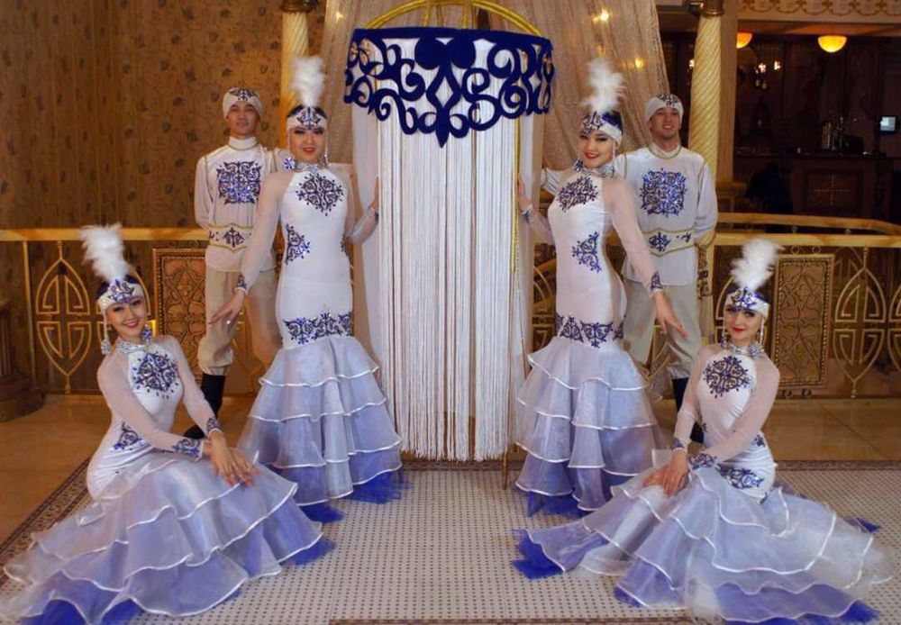 Казахские национальные платья