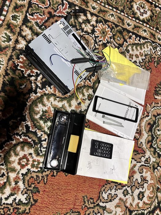 Продам магнитолу