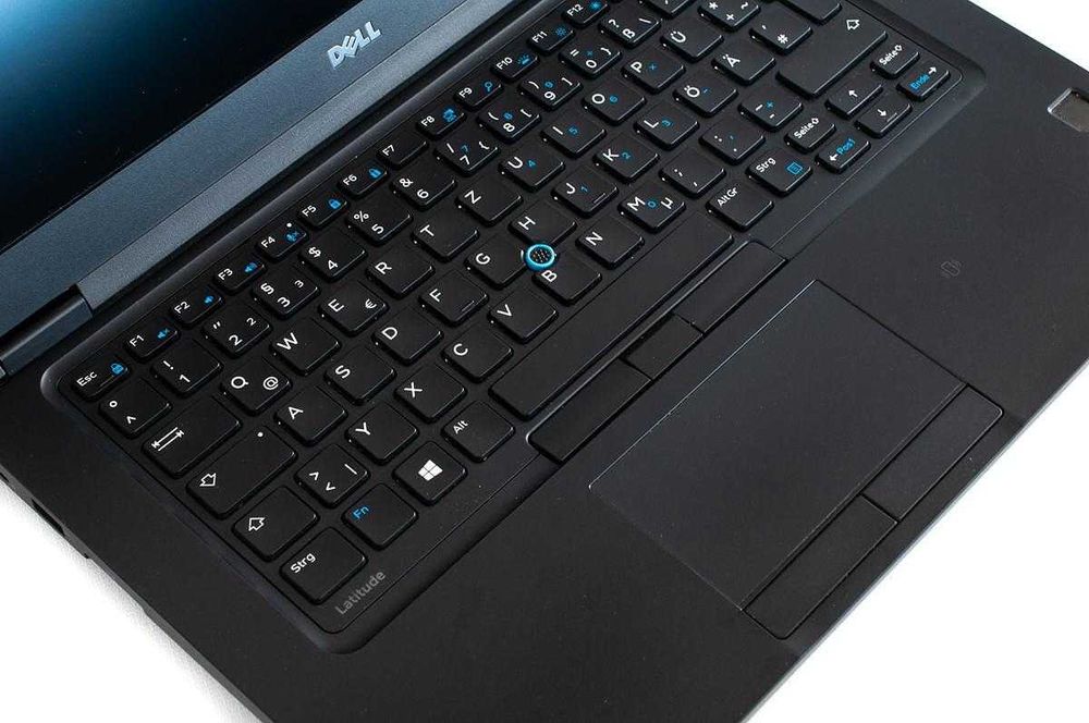 Лаптоп DELL Latitude 5480 14" FHD i5-7440HQ / 8GB / 256GB SSD