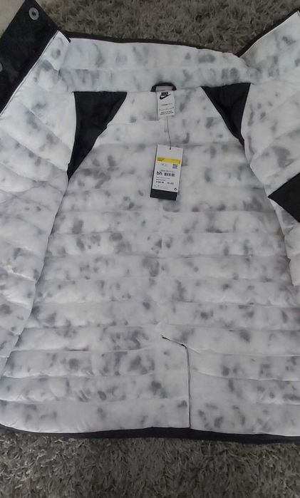 NIKE Therma Fit Shine дамско яке