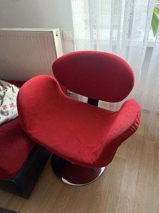 Set Colar Rosu, Masuta, Scaun, Cub de vanzare