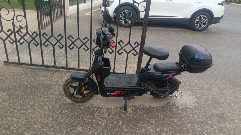 Skuter srochna sotiladi avgustda yangi olingandi