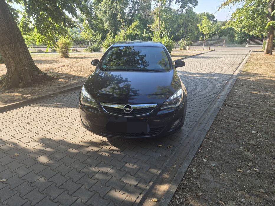 Vand  Opel  ASTRA J