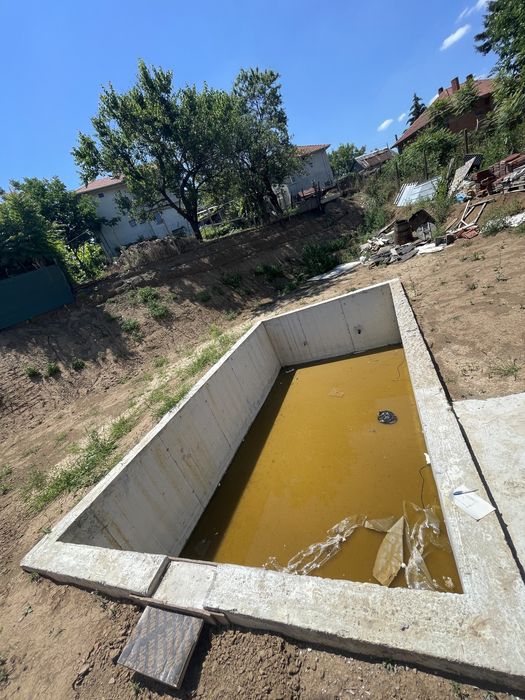 Басейни Почистване  префугиране с Епоксидна Фуга поправка