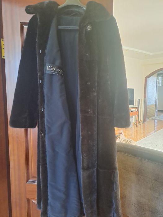 Продам канадскую шубу