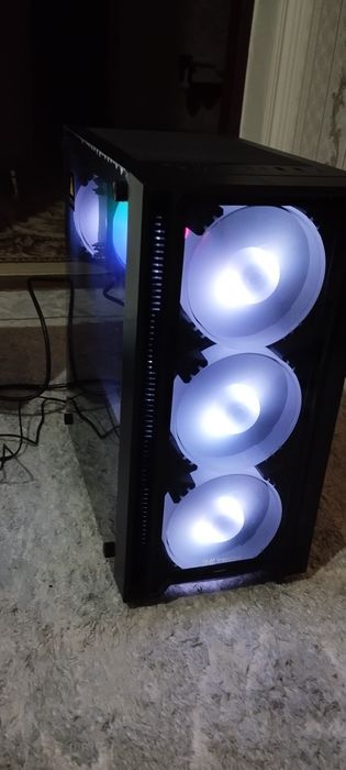 Cs2 uchun 24 monitorli eng budjetniy yengi kompyuter