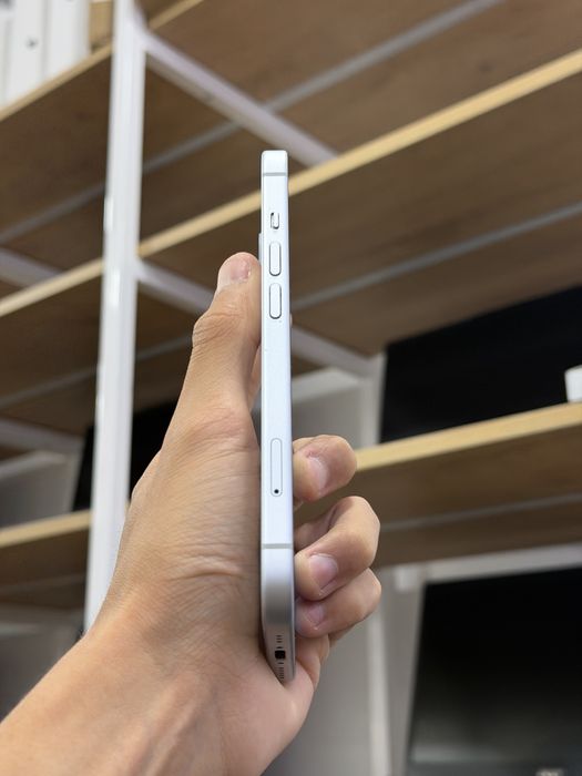 Продам Iphone 15 128GB 81%