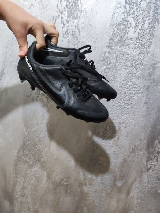 Ghete de fotbal nike