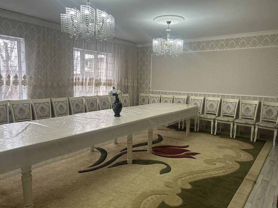 Үлкен үй сатылады.