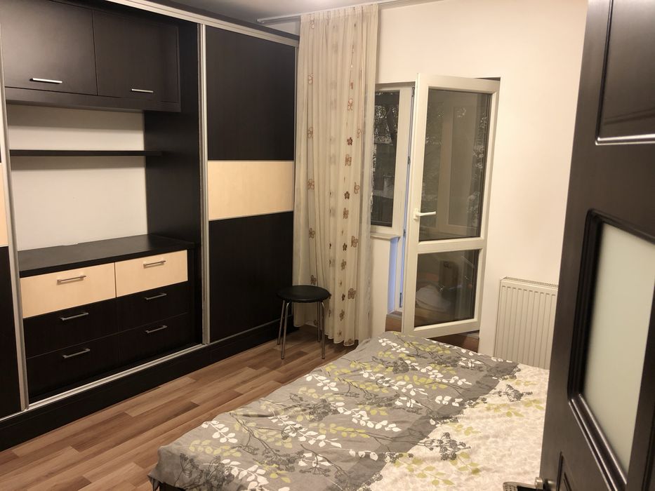 Se ofera spre inchiriere un apartament cu 2 camere, 2 balcoane, la Lujerului, cel mai mare ca si configuratie in Bucuresti, Sector 6, Uverturii 4