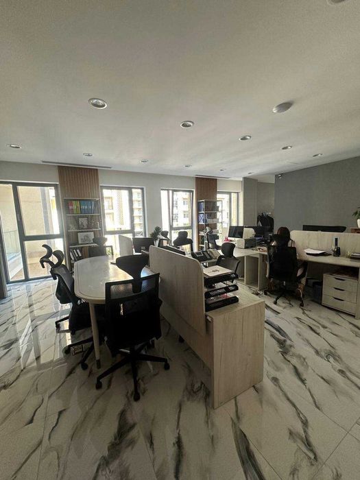 ЖК Mirabad Avenue офис 231кв аренда 3 комнат 3 балкона 3 санузла кухня