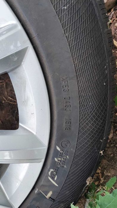 Set Jante R17 OEM WV Tiguan + Anvelope Continental (Iarna) 215/65 17 H