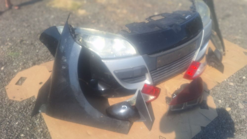 Bara fata renault megane 3 capota faruri aripi bara spate Triple Oglinzi