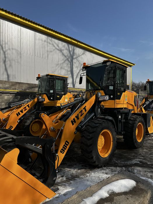 Погрузчик ковш(1.5м3) г.Алмате