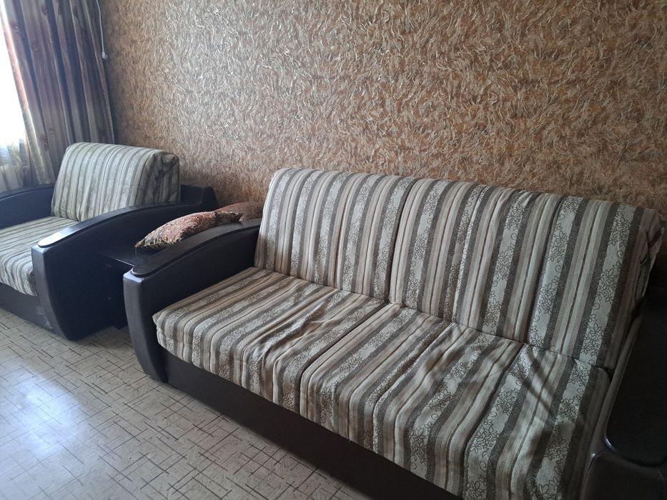 Продаю мягкий уголок