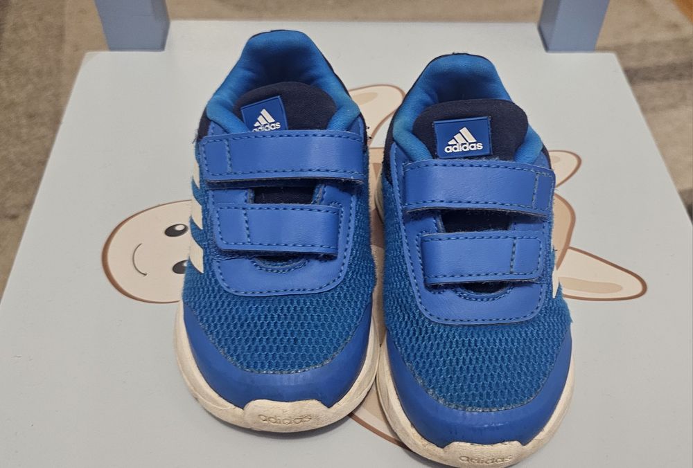 Маратонки Adidas