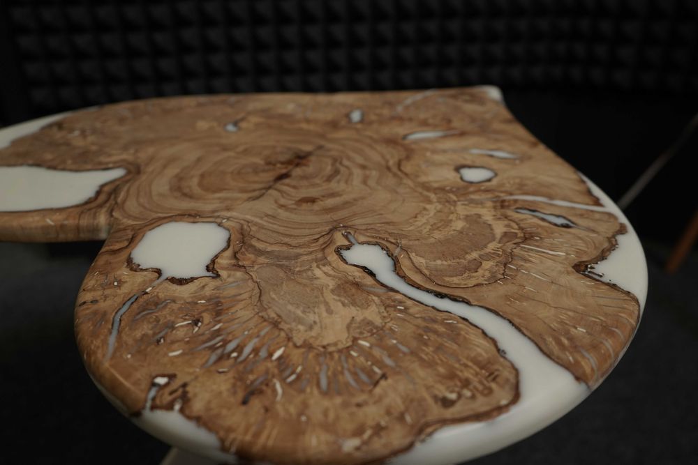 Маса масив, плот маслина смола, крака евкалипт