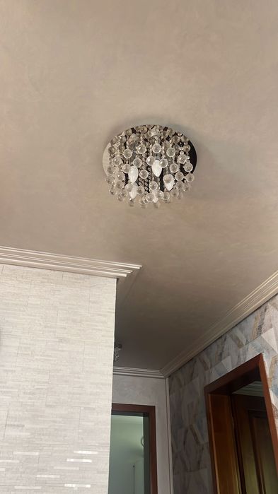 Vând corpuri de iluminat Mobexpert