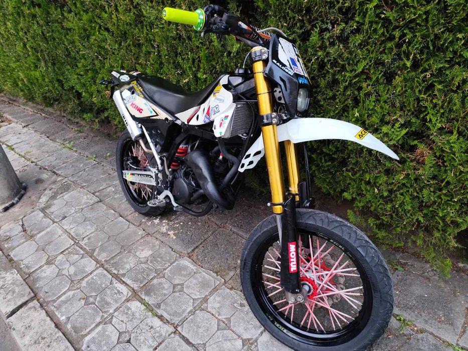 Fanatic Motor 50 Супермото с 6 скорости.