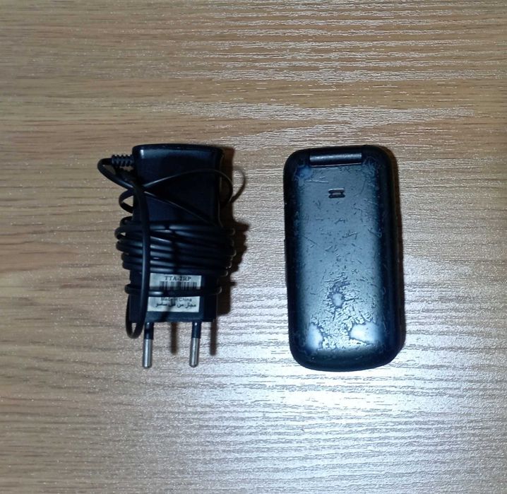 телефон Samsung Gusto3  б/у