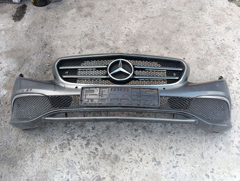 Броня предна тъмно сив отвори за паркинг сензори mercedes e