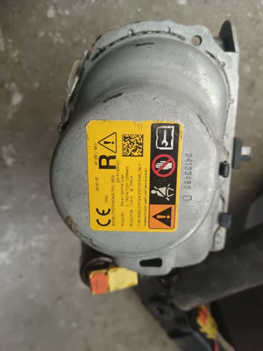 Centura stanga dreapta fata Opel Astra K 39065887 34195013 34230836a