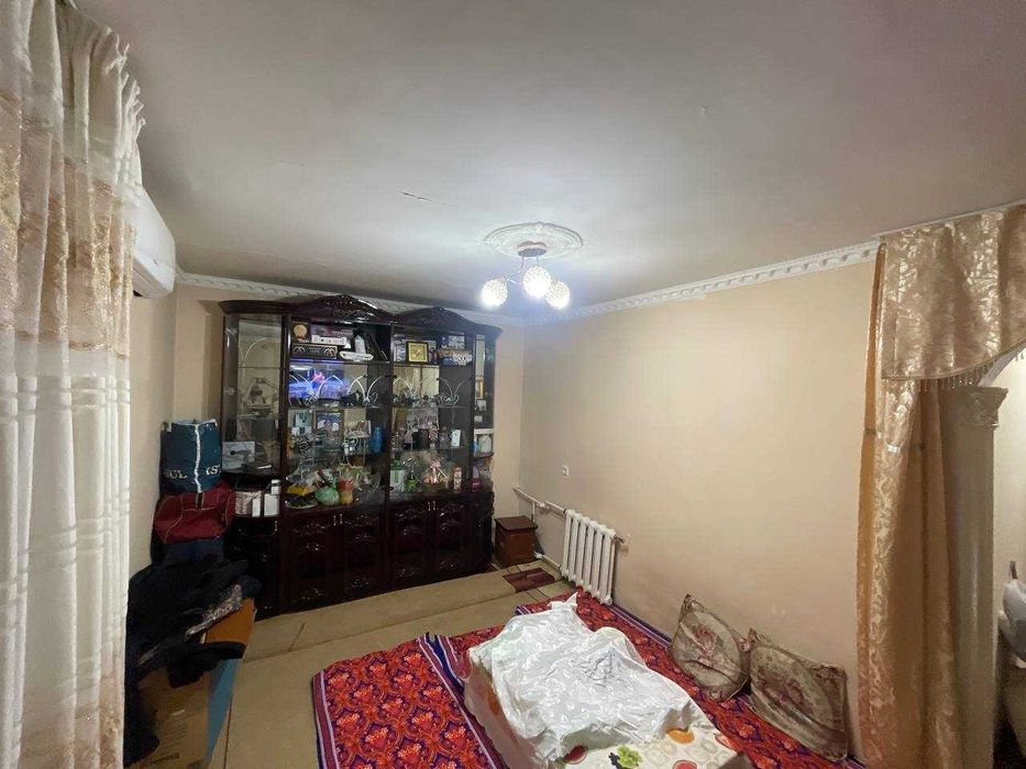 Срочно Продаю 2/4/4 Яшнабад рн.(Дубовая)Кирпичный.2*6.Ц-49500у.е.