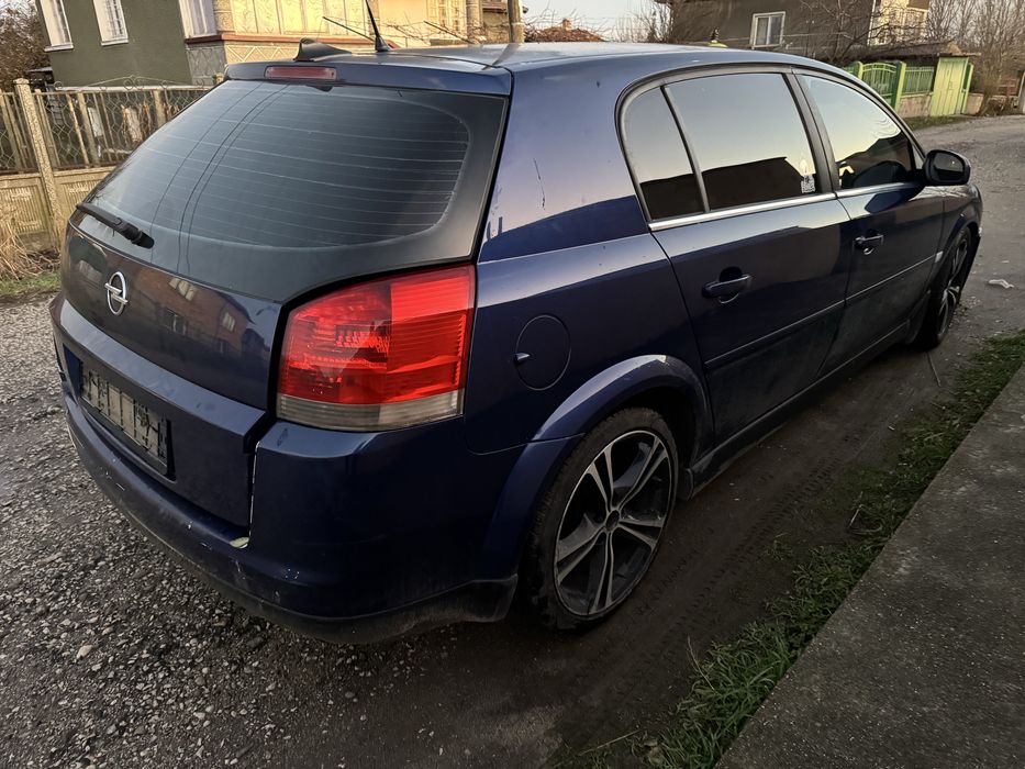 Продавам опел сигнум на части