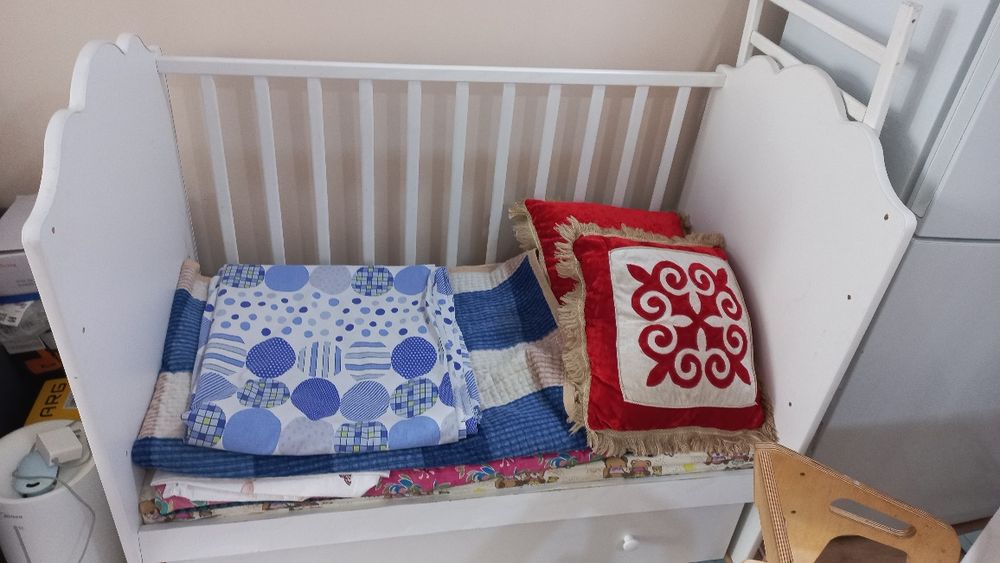 продается детский манеж в хорошем состоянии