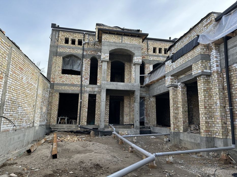 Продажа 2х этадный Участок 6 соток ор: IT парк / ул Гулбаданбегим  сша