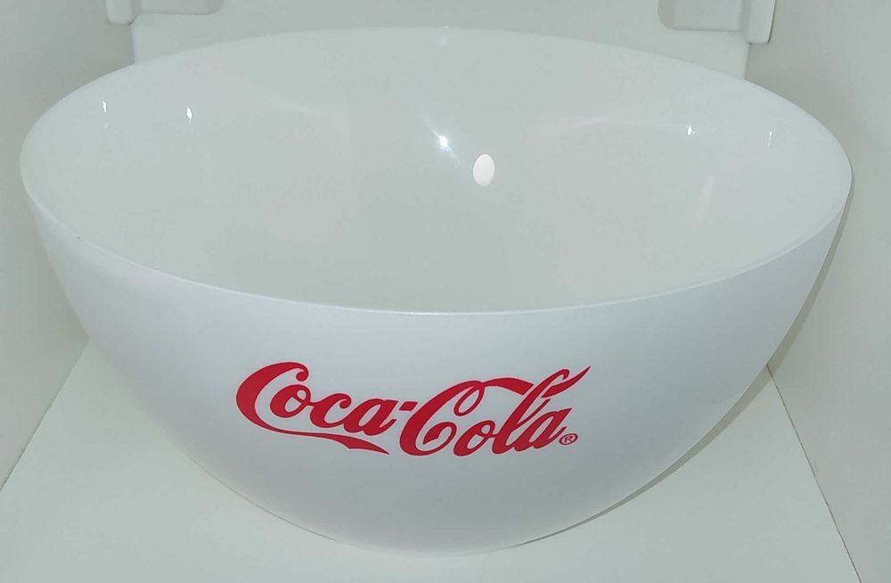 Страхотни купи к-т coca cola 2 цвята ЧЕРВЕНА И БЯЛА