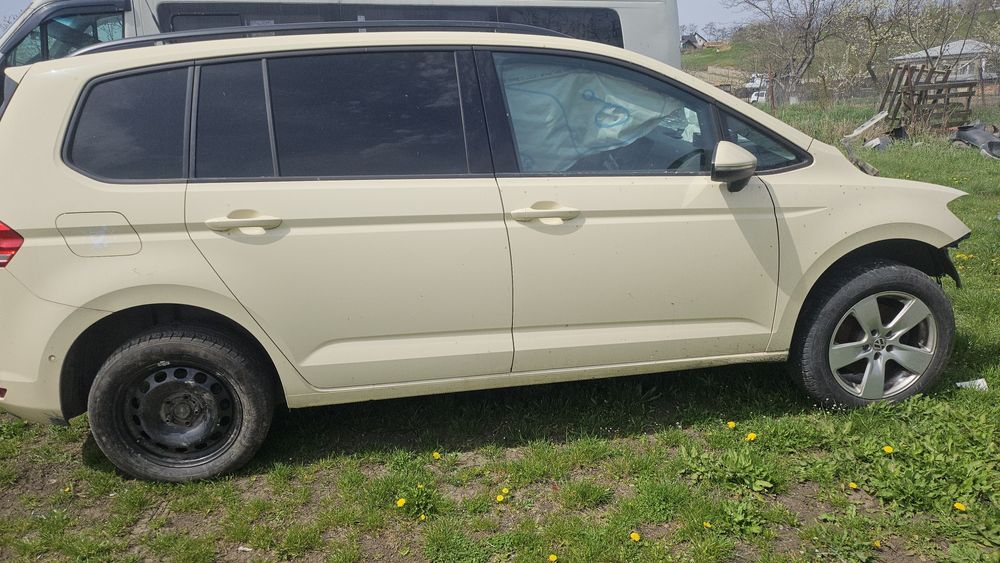 Uși portiere touran2 an 2017