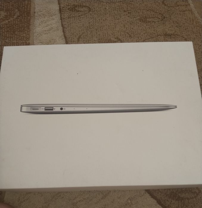 Продам  Macbook Air или обмен на дачу