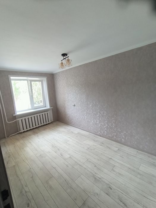 Срочно продам 2 комн кв, нов план, центр