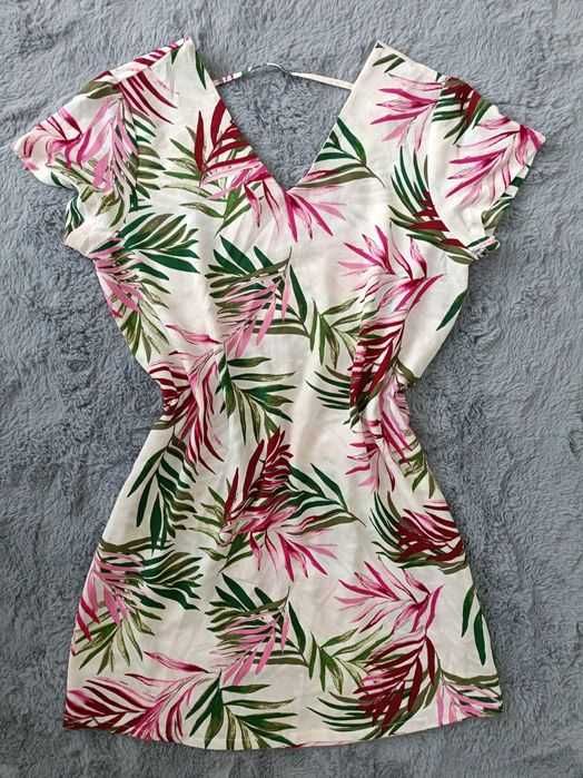 Rochie nouă model exotic