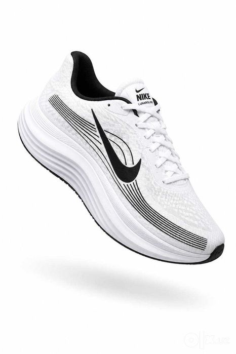 Беговые кроссовки Nike Vomero 18, размеры от 40 до 45.