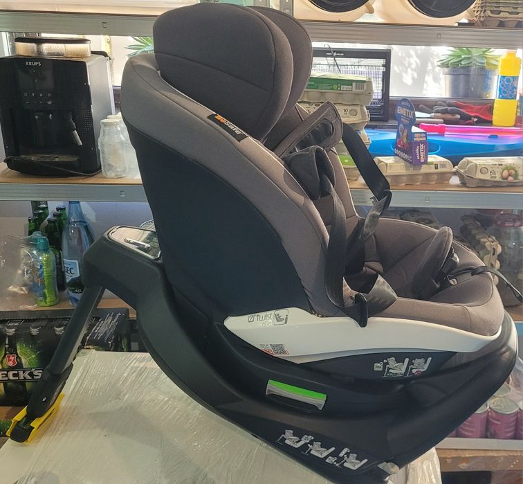 Scaun auto rotativ BeSafe iZi Twist i-Size – impecabil, cumpărat dinViena