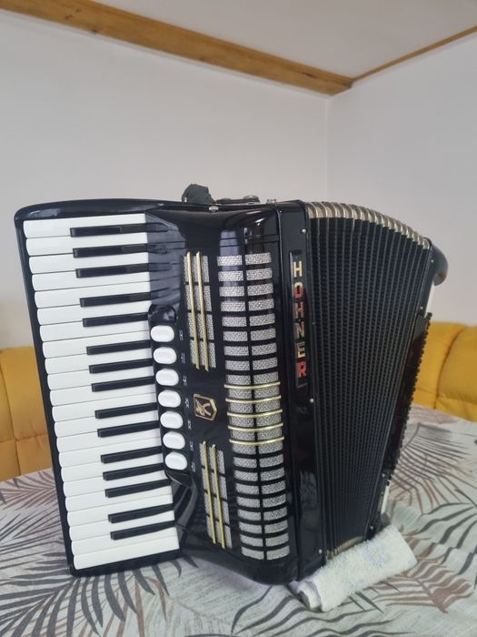 Vând Hohner Verdi 2  nou