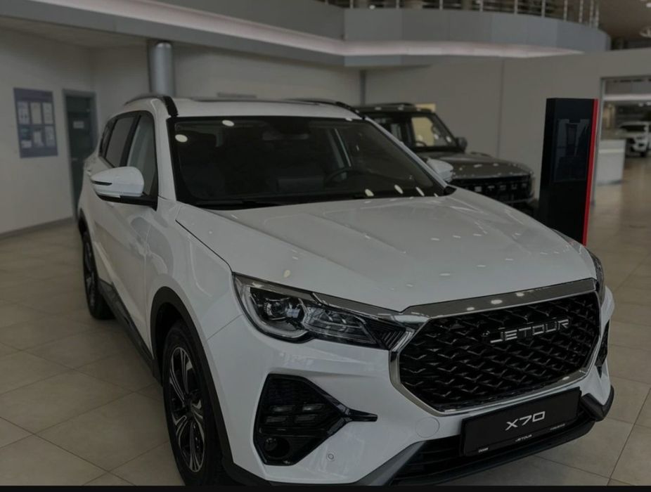 Автомобиль Jetour x 70