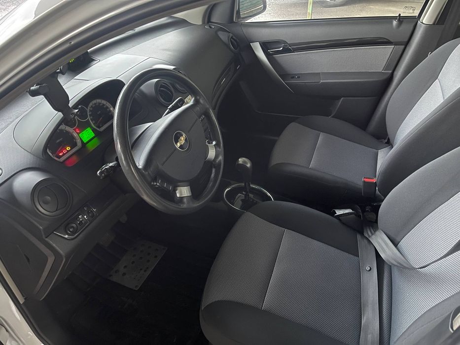 Продаётся автомобиль нексия 3