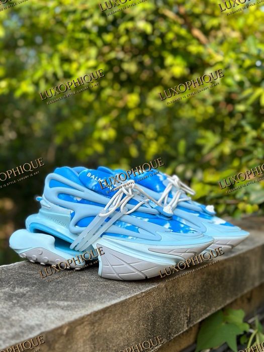 Balmain Unicorn различни модели