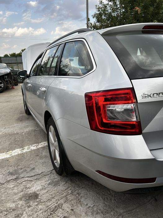 Aripă stânga spate Skoda Octavia 3 facelift 2018