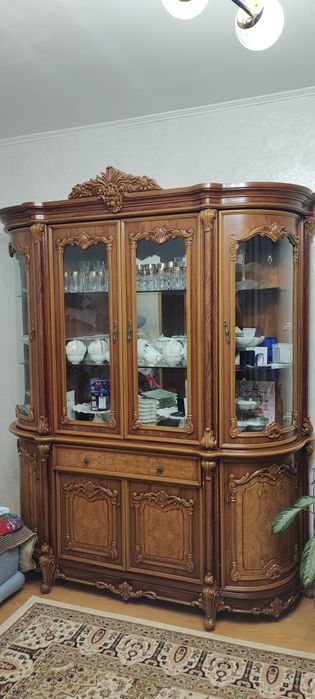 Сервант для гостиной