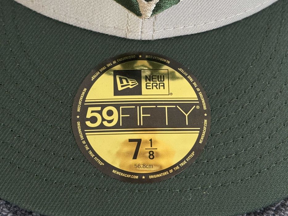 Sapca New Era 59FIFTY Milwaukee Bucks Stone Two Tone Edition 7 1/8 NOU