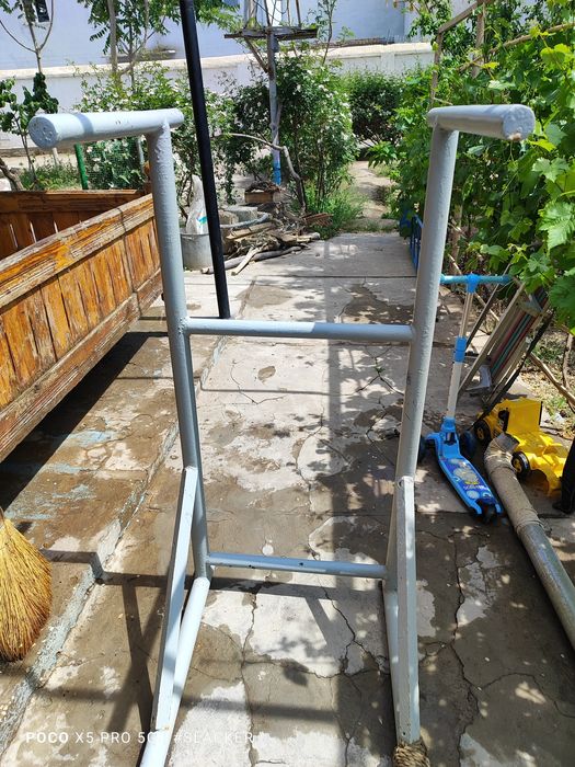 Брусья металические