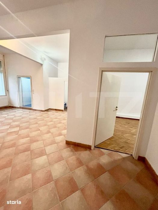 Apartament de patrimoniu, 5 camere, 125 mp – cladire istorica — fotografia 3