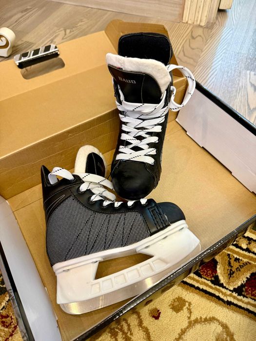 Хоккейные коньки Baud