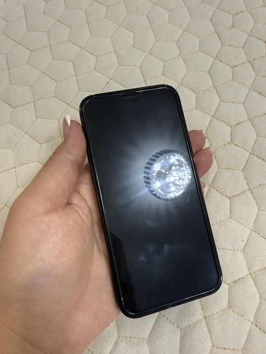 Продам б/у Iphone 12 pro в идеальном состоянии